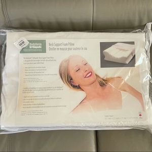 BodyForm Orthopedic Stand Neck Support Foam Pillow